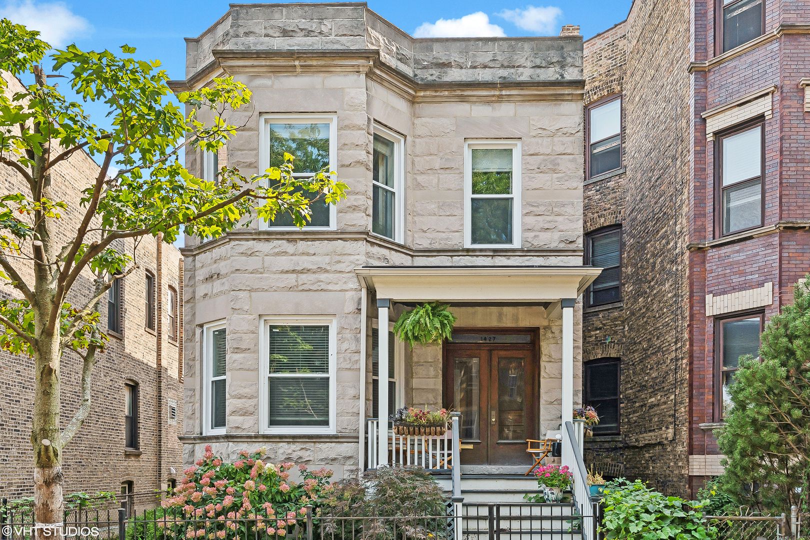 1427 W Winona Street — Chicago, IL 60640