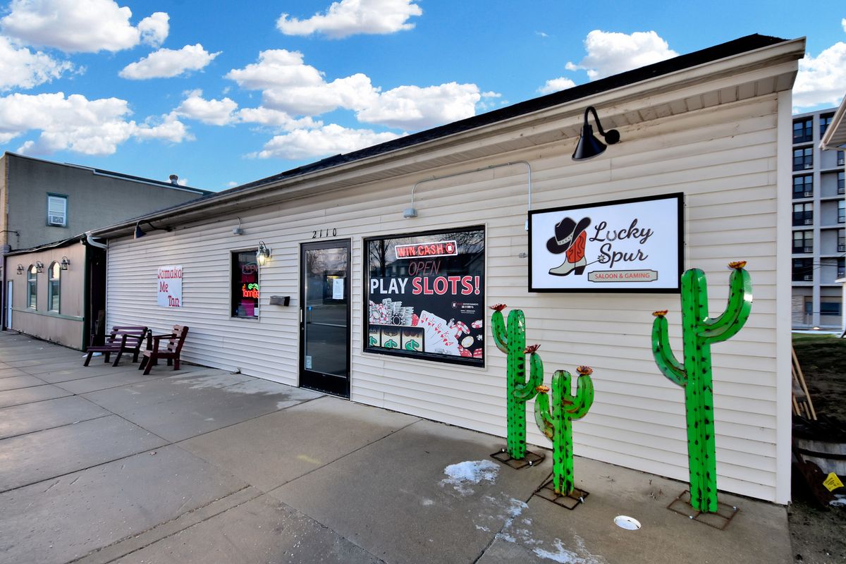 2110 4th Street, Peru, IL 61354