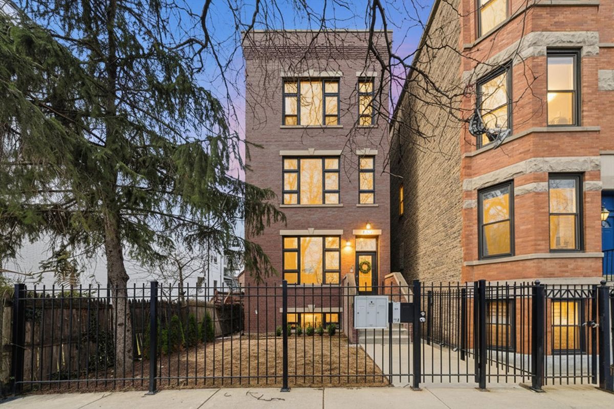 2330 Hamilton Avenue, Chicago, IL 60647