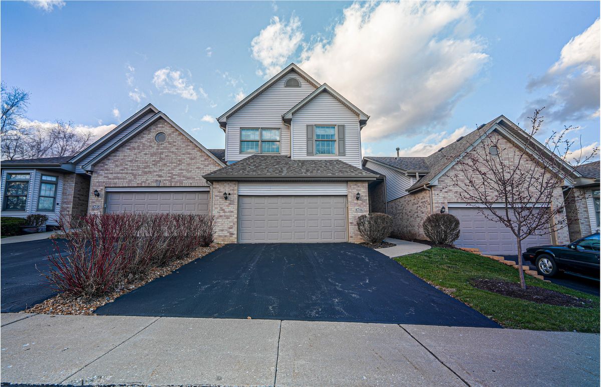 8706 Trinity Drive, Orland Park, IL 60462
