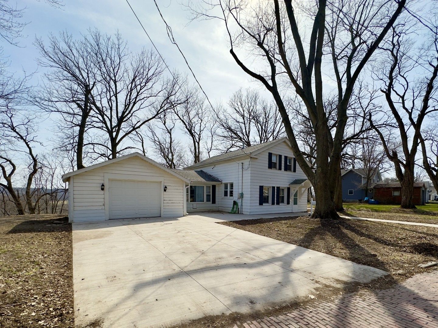 1704 Main Street — Peru, IL 61354