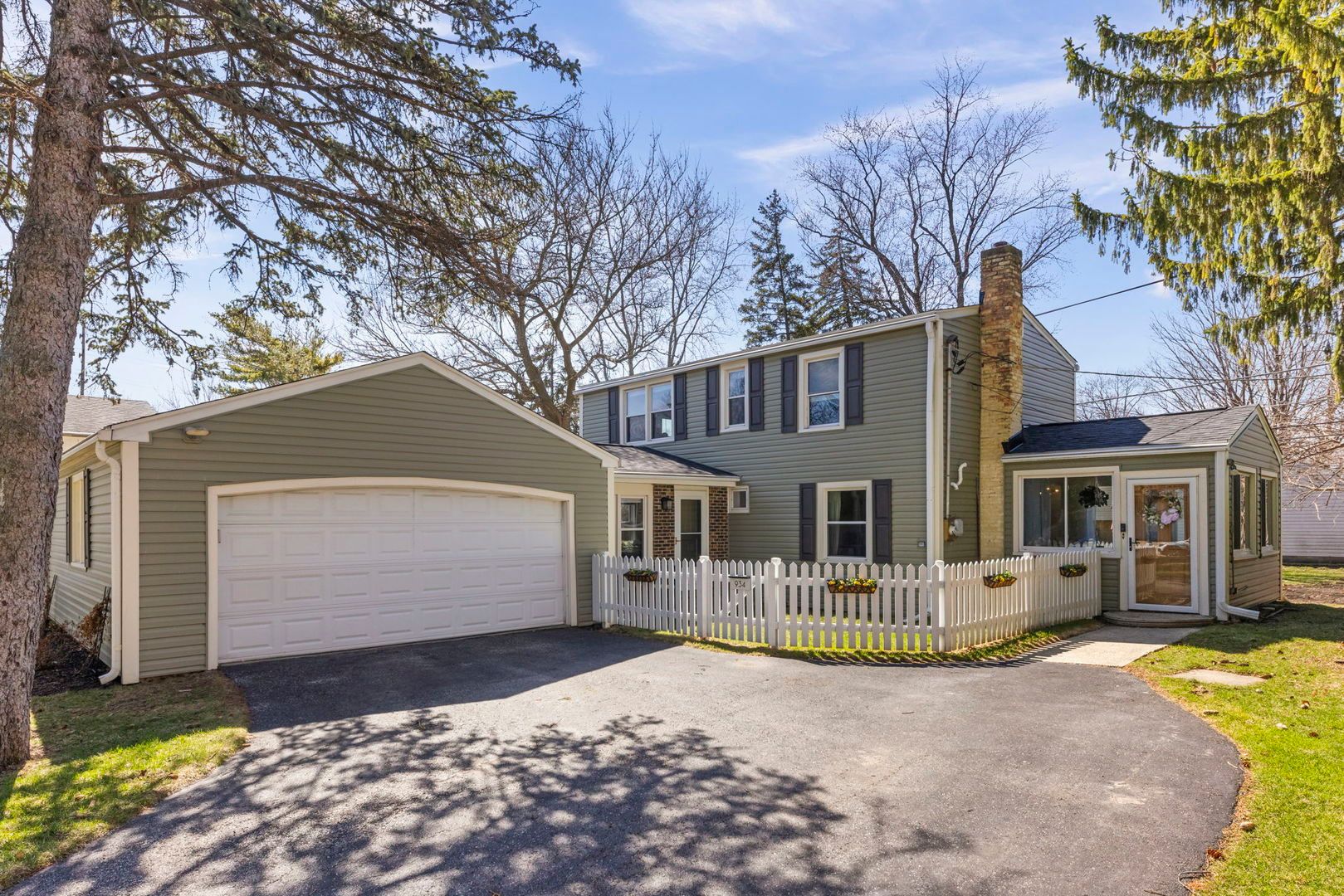 934 S Highland Avenue — Arlington Heights, IL 60005