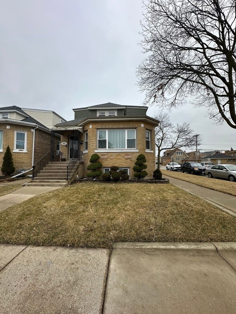 2901 N 75th Avenue — Elmwood Park, IL 60707