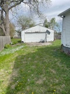 83 Garfield Avenue, Galesburg, IL 61401