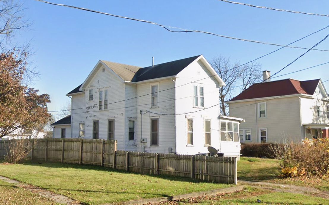 83 Garfield Avenue, Galesburg, IL 61401