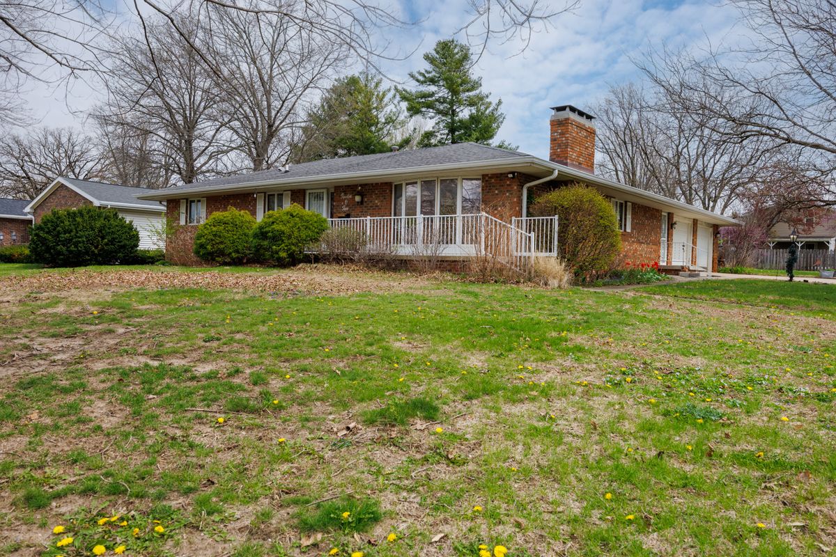 1202 Linden Street, Normal, IL 61761