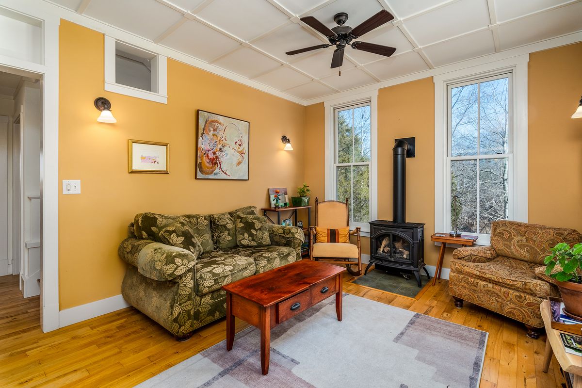 526 Shiloh Road, Cobden, IL 62920