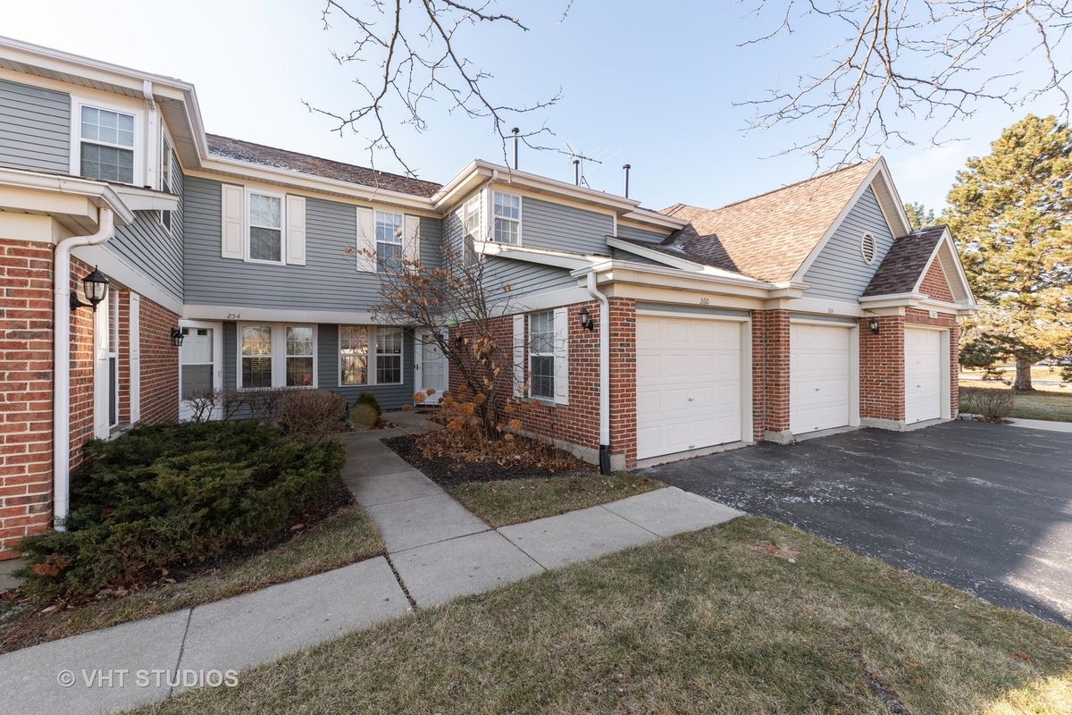 260 Fabish Drive, Buffalo Grove, IL 60089
