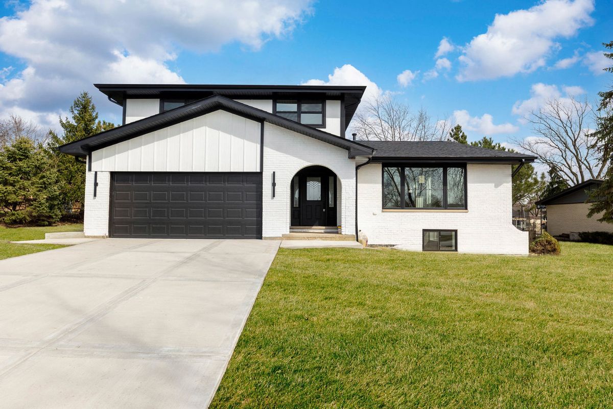 249 Johnson Avenue, Frankfort, IL 60423