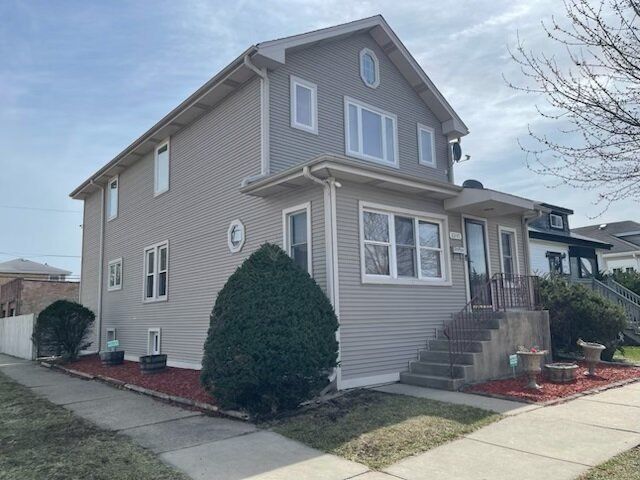 2247 N 73rd Avenue — Elmwood Park, IL 60707