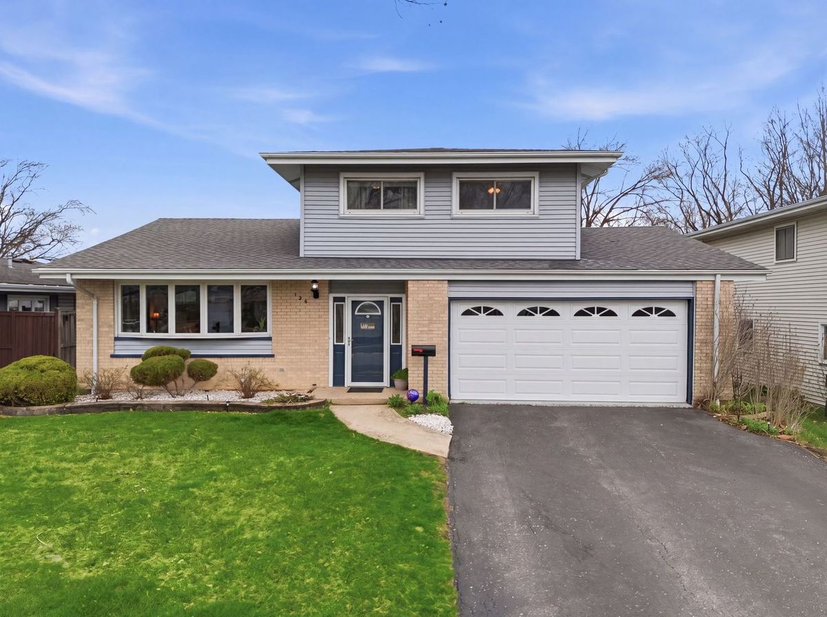 126 June Lane, Lombard, IL 60148