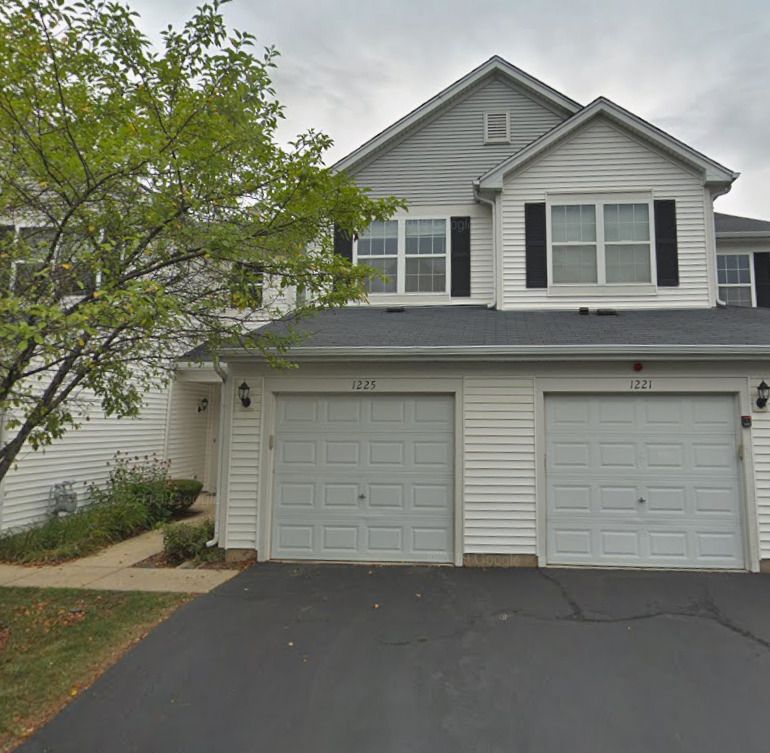 1225 Brookdale Drive, Carpentersville, IL 60110