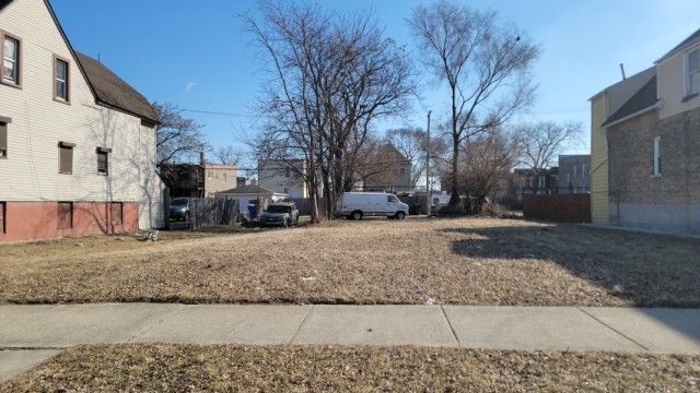 6341 Paulina Street, Chicago, IL 60636