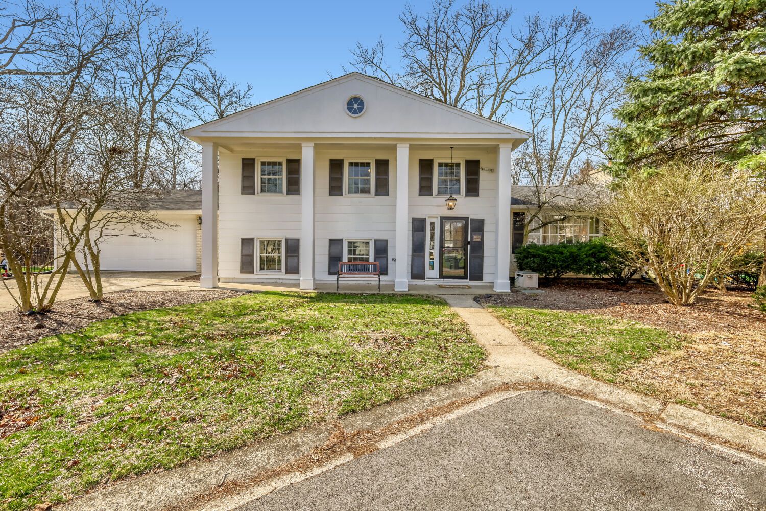 1S538 Bayberry Lane — Wheaton, IL 60189