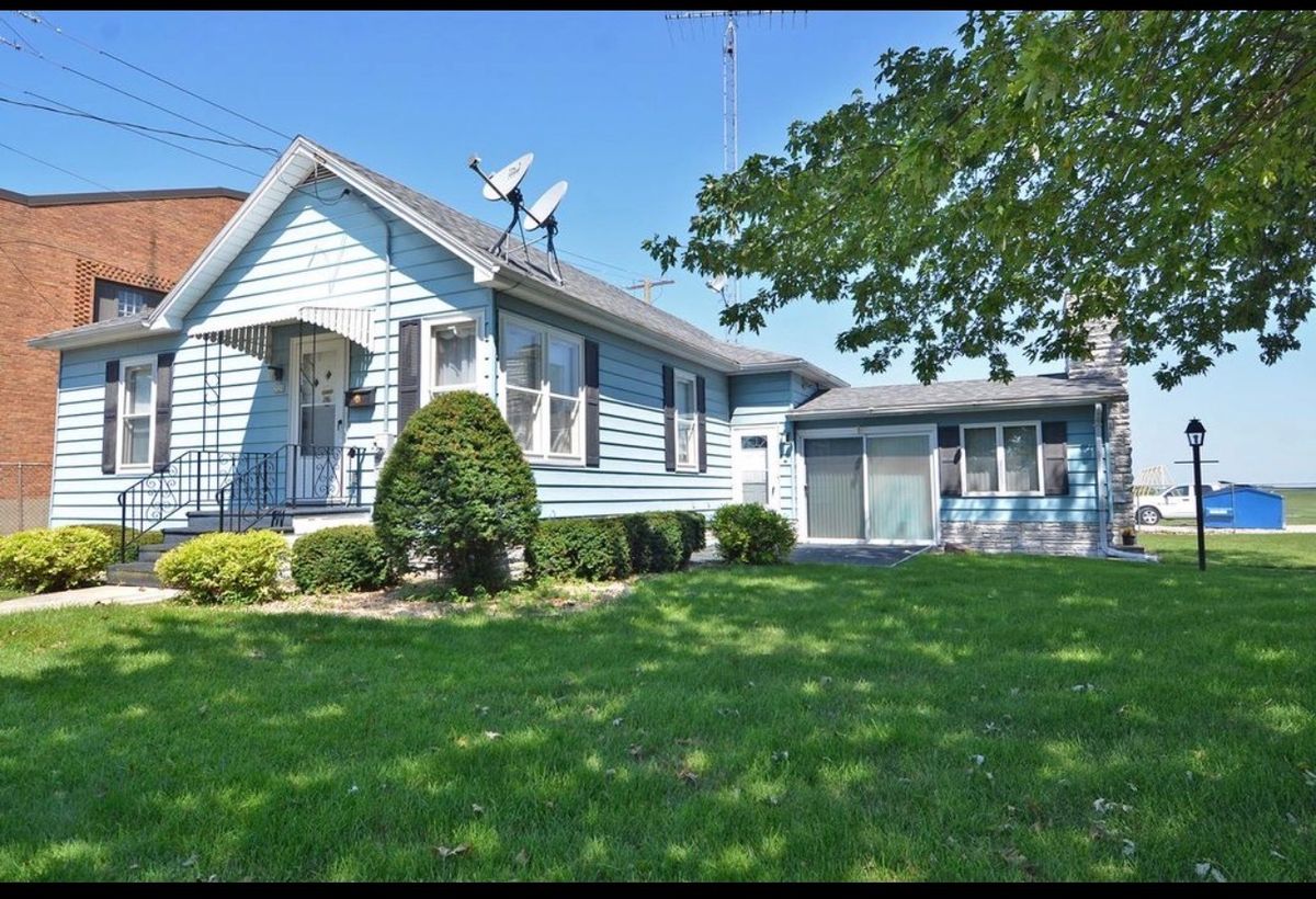 320 Main Street, Grand Ridge, IL 61325