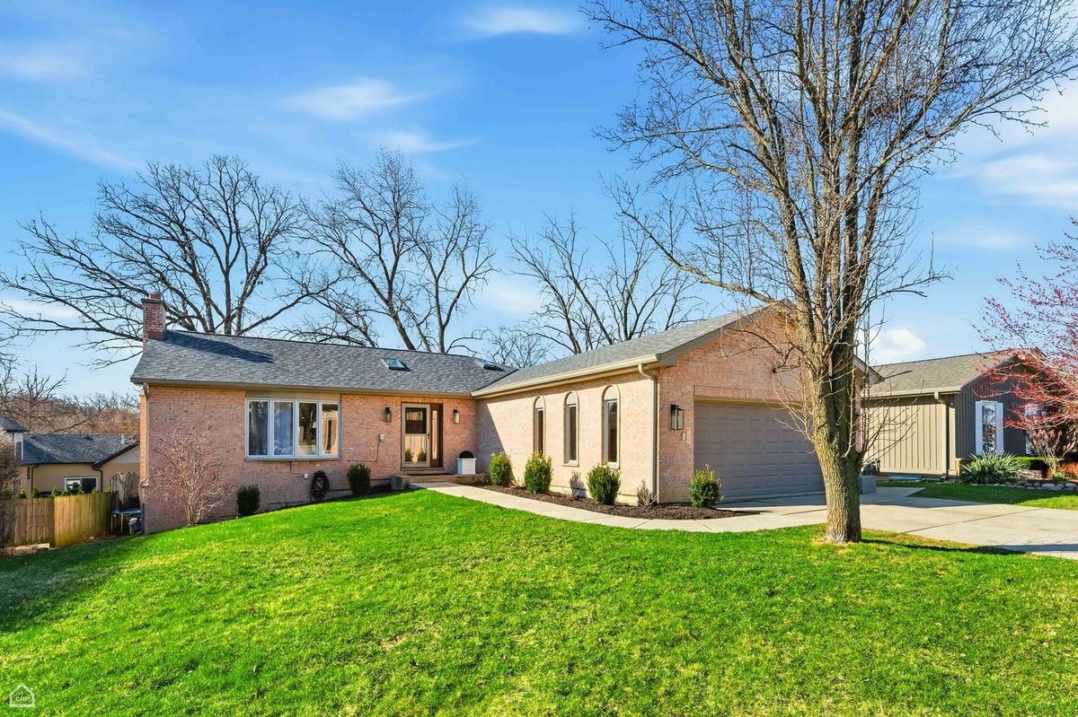 9101 Windsor Drive, Palos Hills, IL 60465