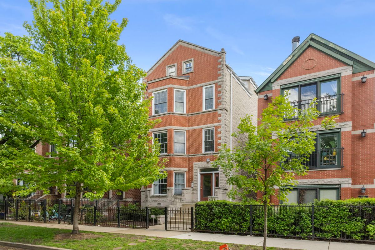 1525 George Street, Chicago, IL 60657