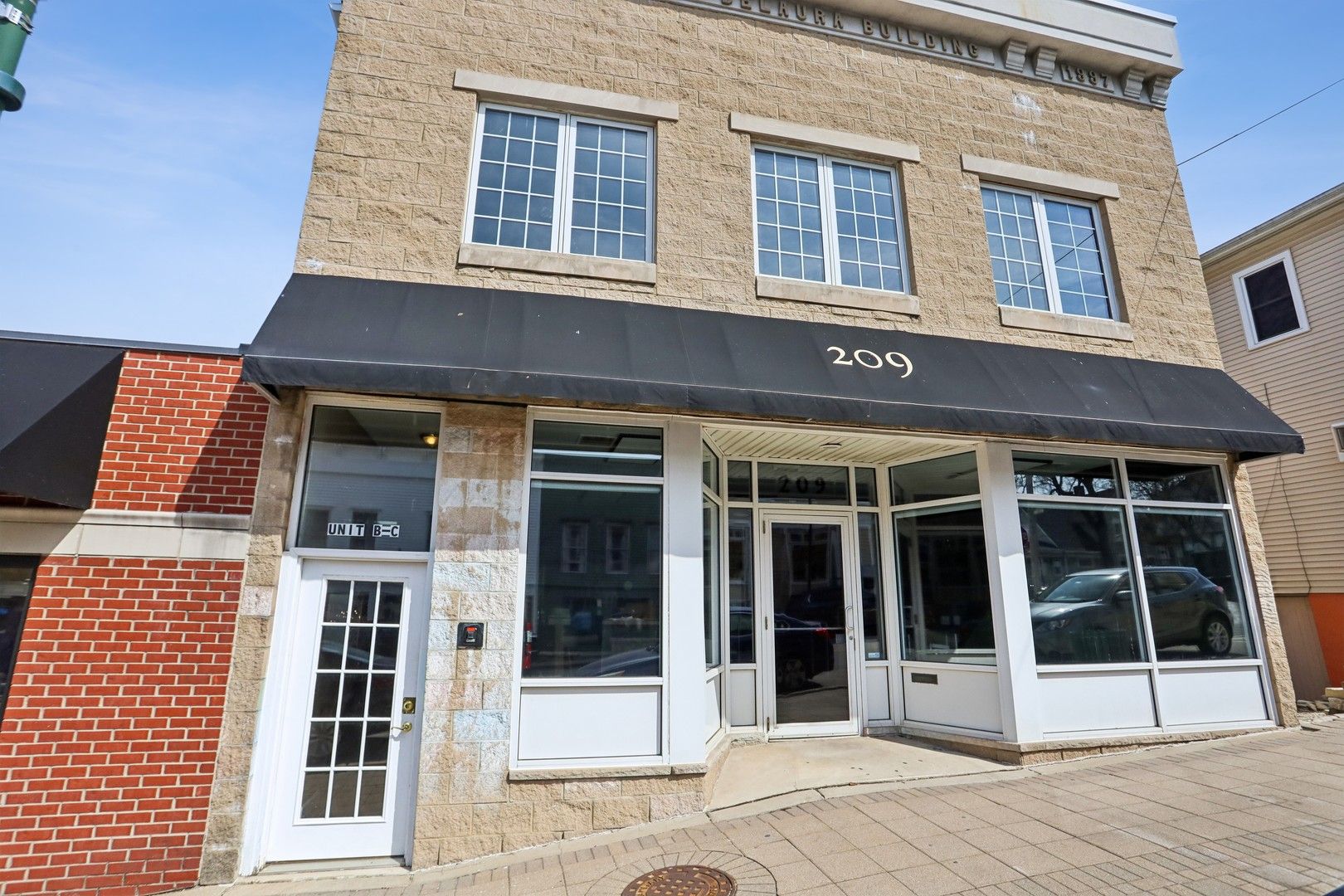 209 Stephen Street #C — Lemont, IL 60439