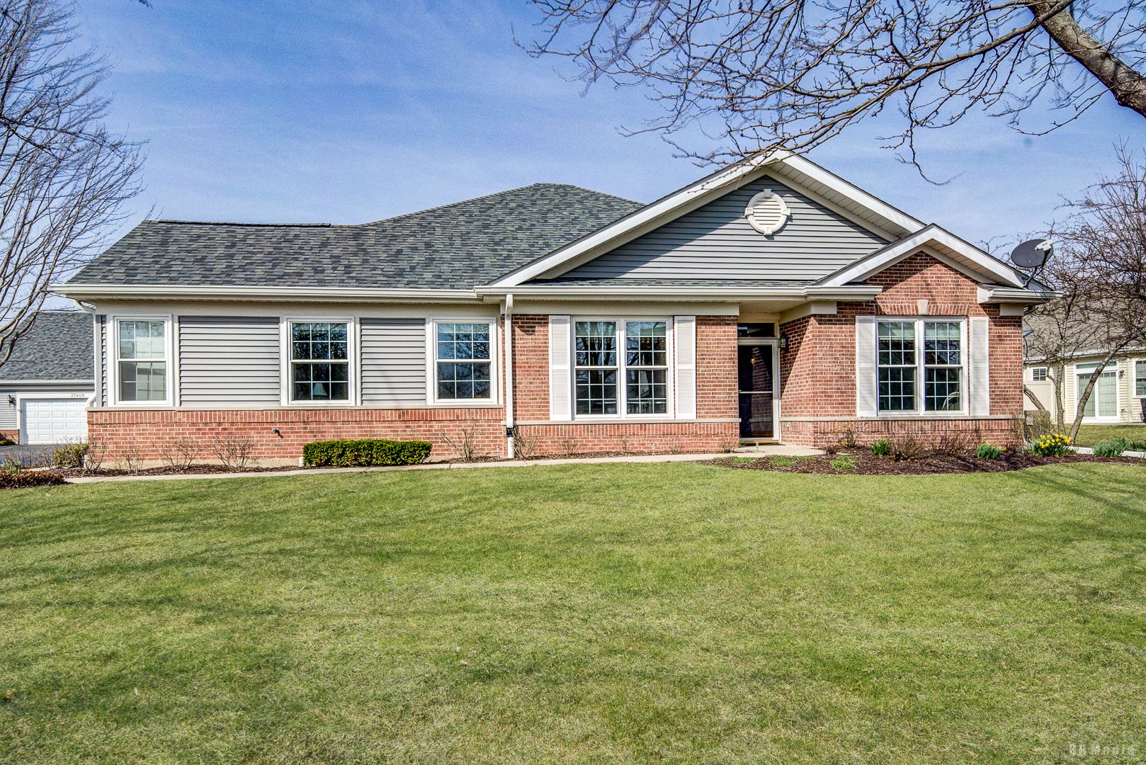 21400 Mays Lake Drive — Crest Hill, IL 60403