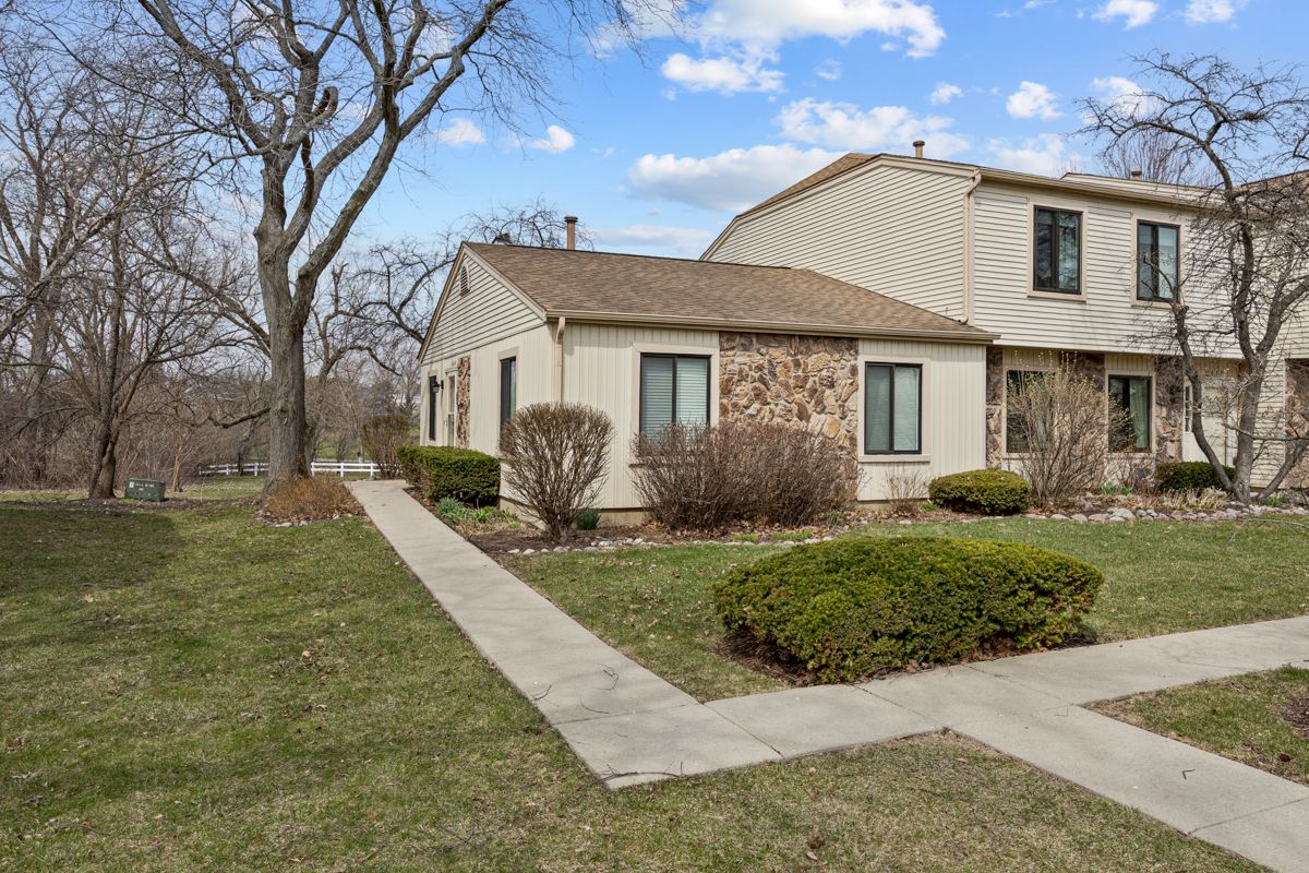 1634 Vermont Drive — Elk Grove Village, IL 60007