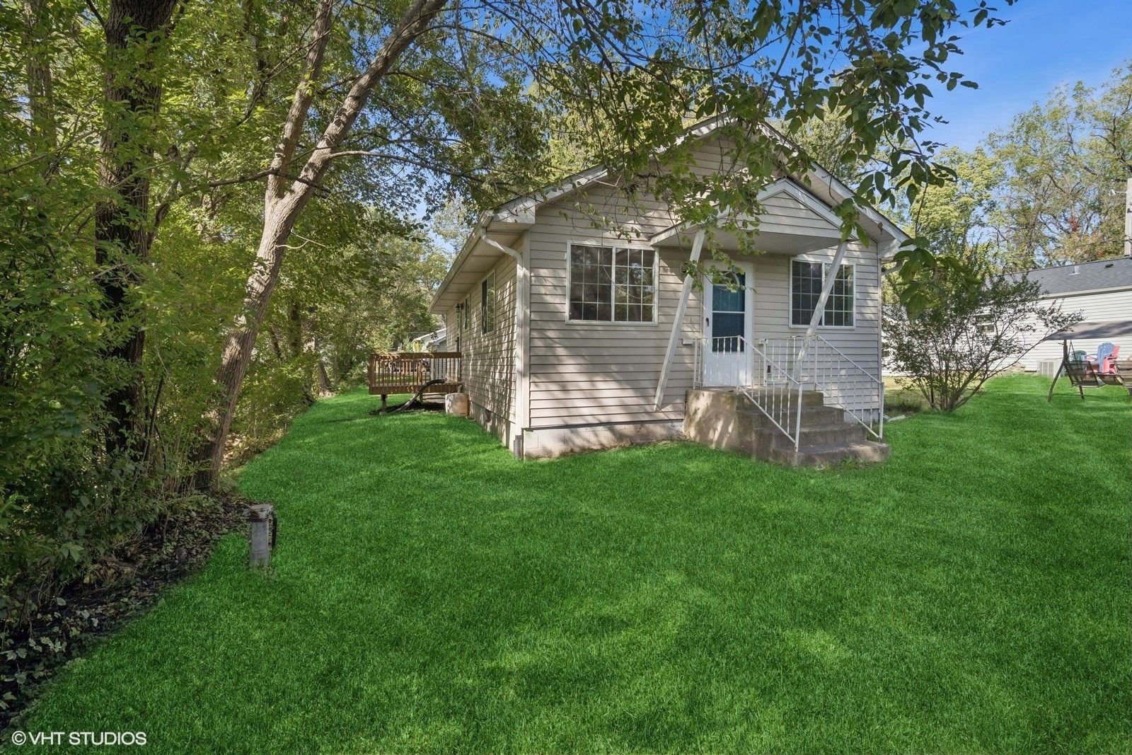 39477 N Hickory Avenue — Antioch, IL 60002