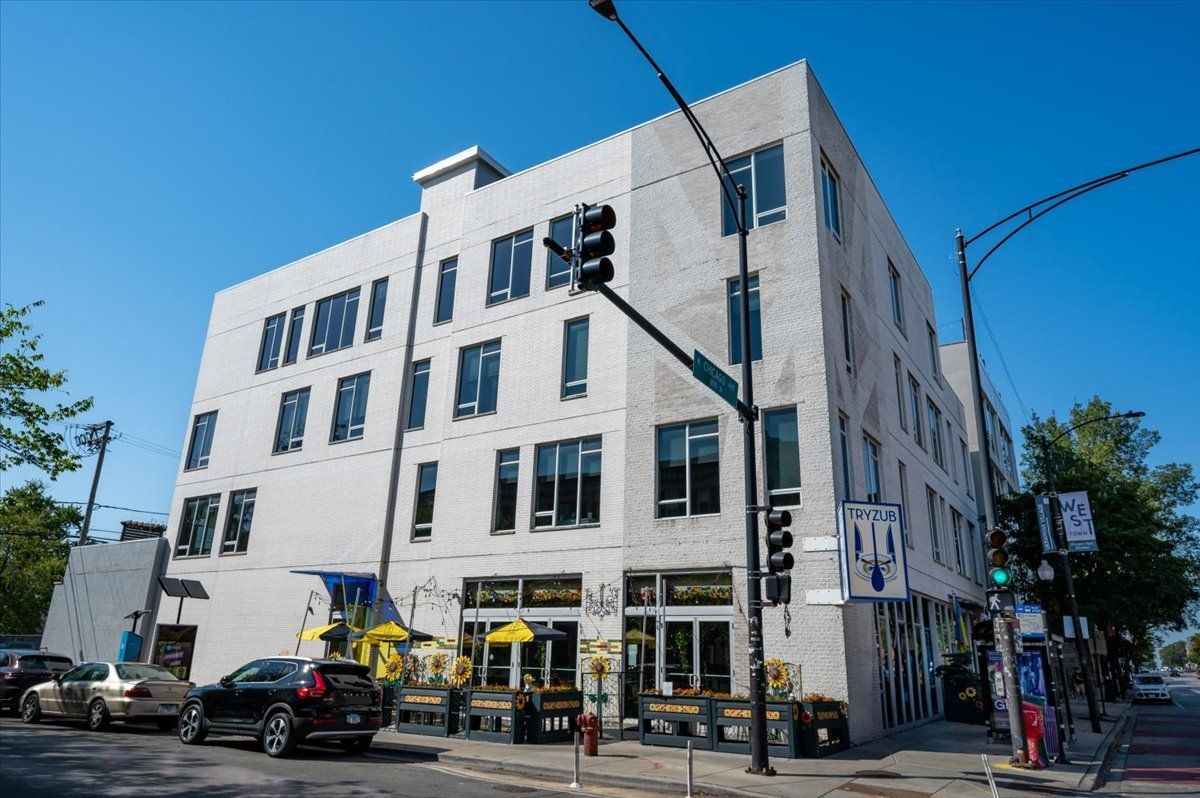 756 N Leavitt Street #3SW — Chicago, IL 60612