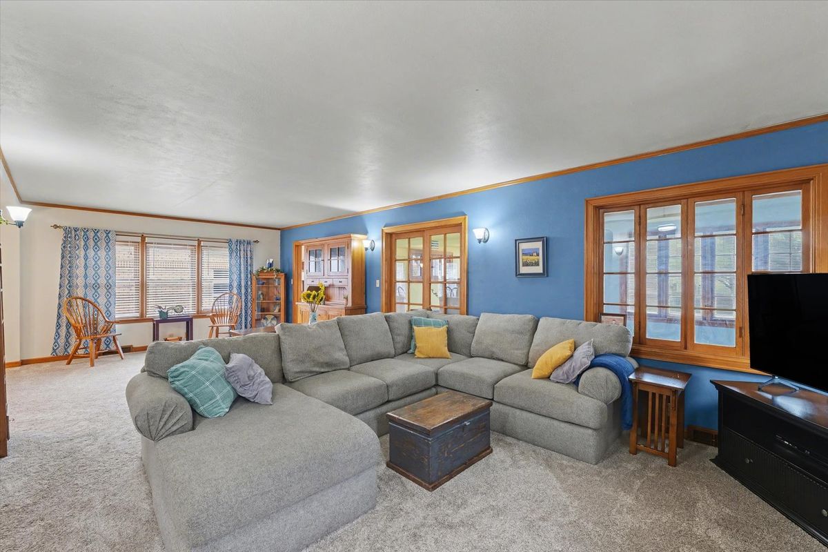 324 S Sangamon Avenue, Gibson City, IL 60936