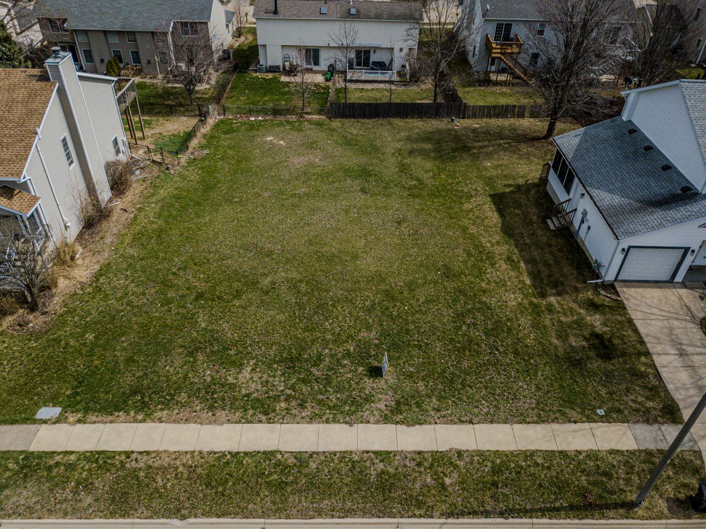 1300/1302 Henry Normal Street — Normal, IL 61761