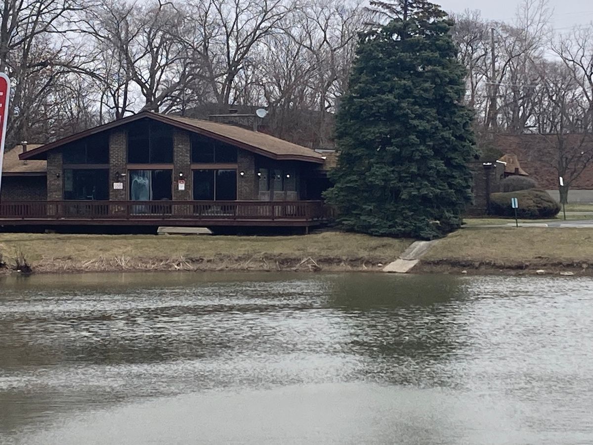 830 Elder Road, Homewood, IL 60430