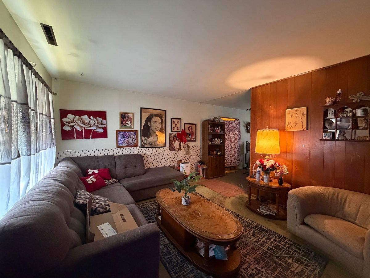 1305 Parkview Drive, Danville, IL 61832