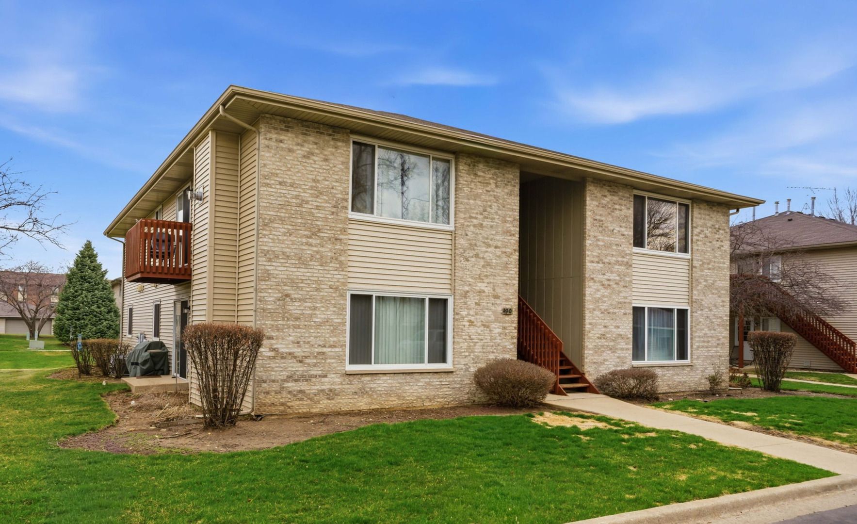 490 Westwood Court #D — Crystal Lake, IL 60014