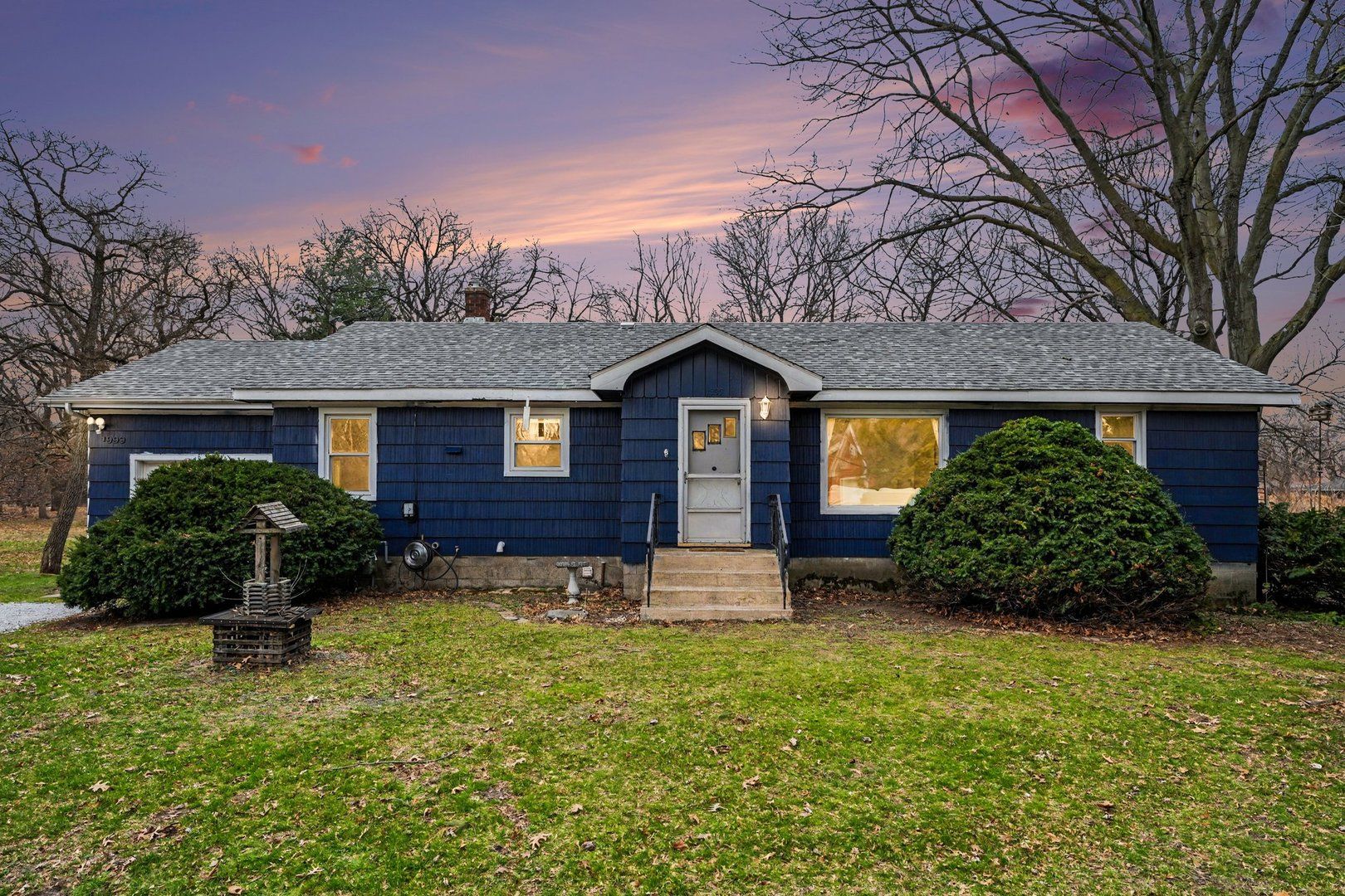1999 Indiana Avenue — Lansing, IL 60438