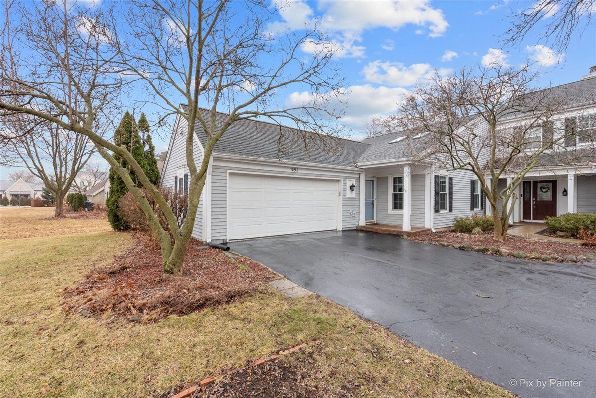 1095 Devonshire Avenue — Naperville, IL 60540