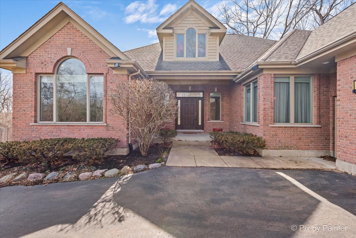 28935 Fox Street, Cary, IL 60013