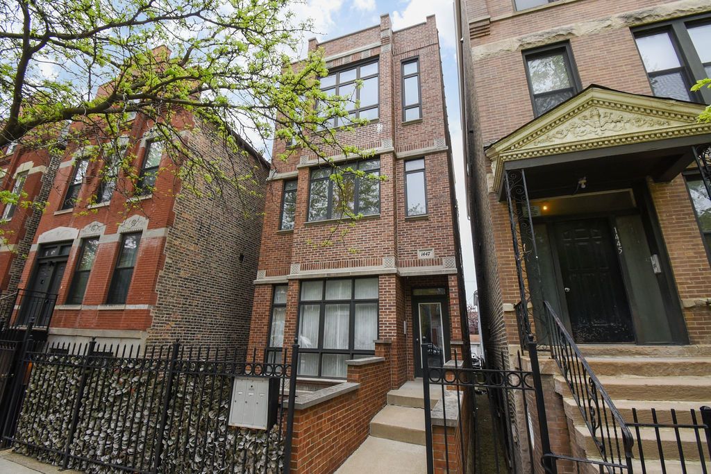 1447 N Bosworth Avenue #3 — Chicago, IL 60642