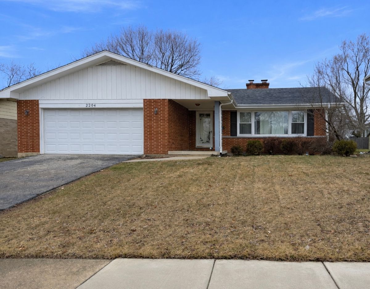 2204 Edgewood Road, Waukegan, IL 60087