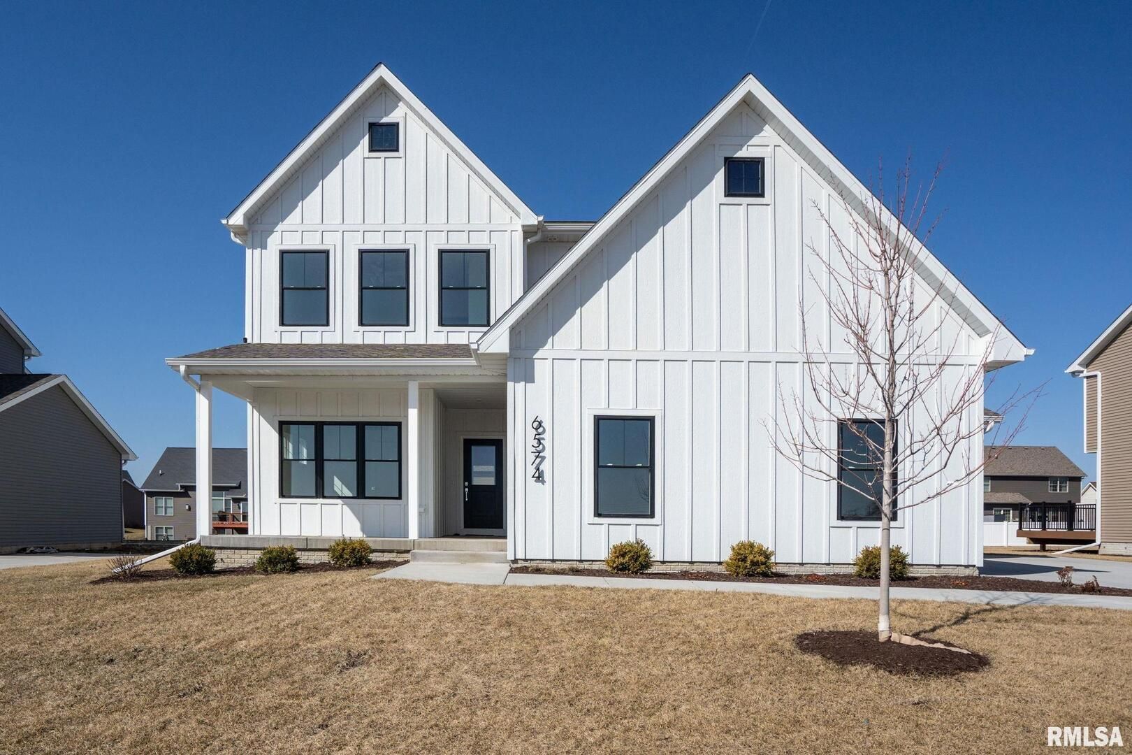 6574 Pelican Street — Bettendorf, IA 52722