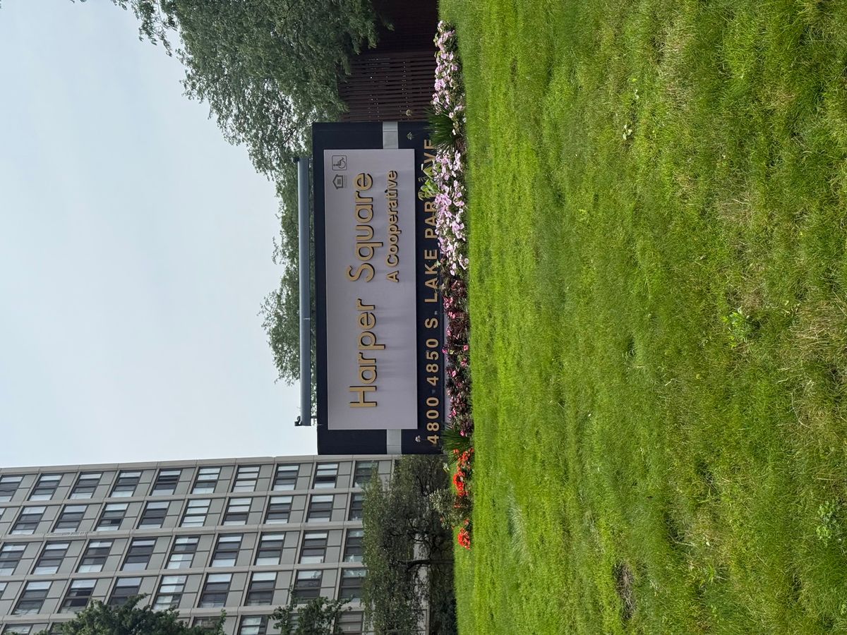 4850 Lake Park Avenue, Chicago, IL 60615