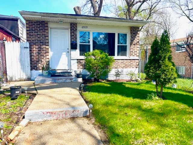 6909 Ada Street — Chicago, IL 60636