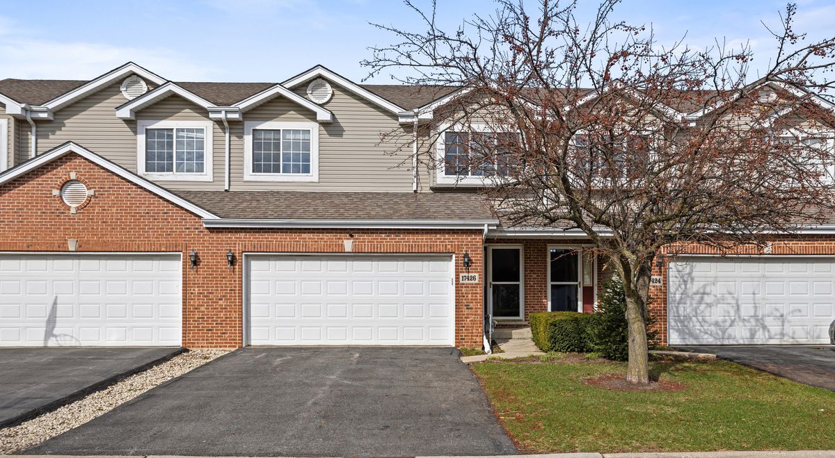 17426 Tanglewood Drive, Lockport, IL 60441