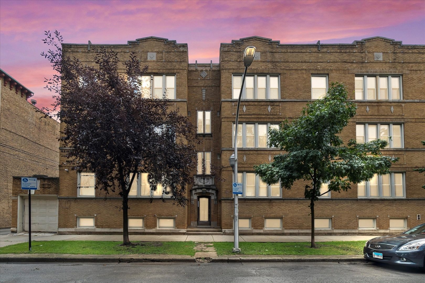 7431 N Hoyne Avenue #G — Chicago, IL 60645