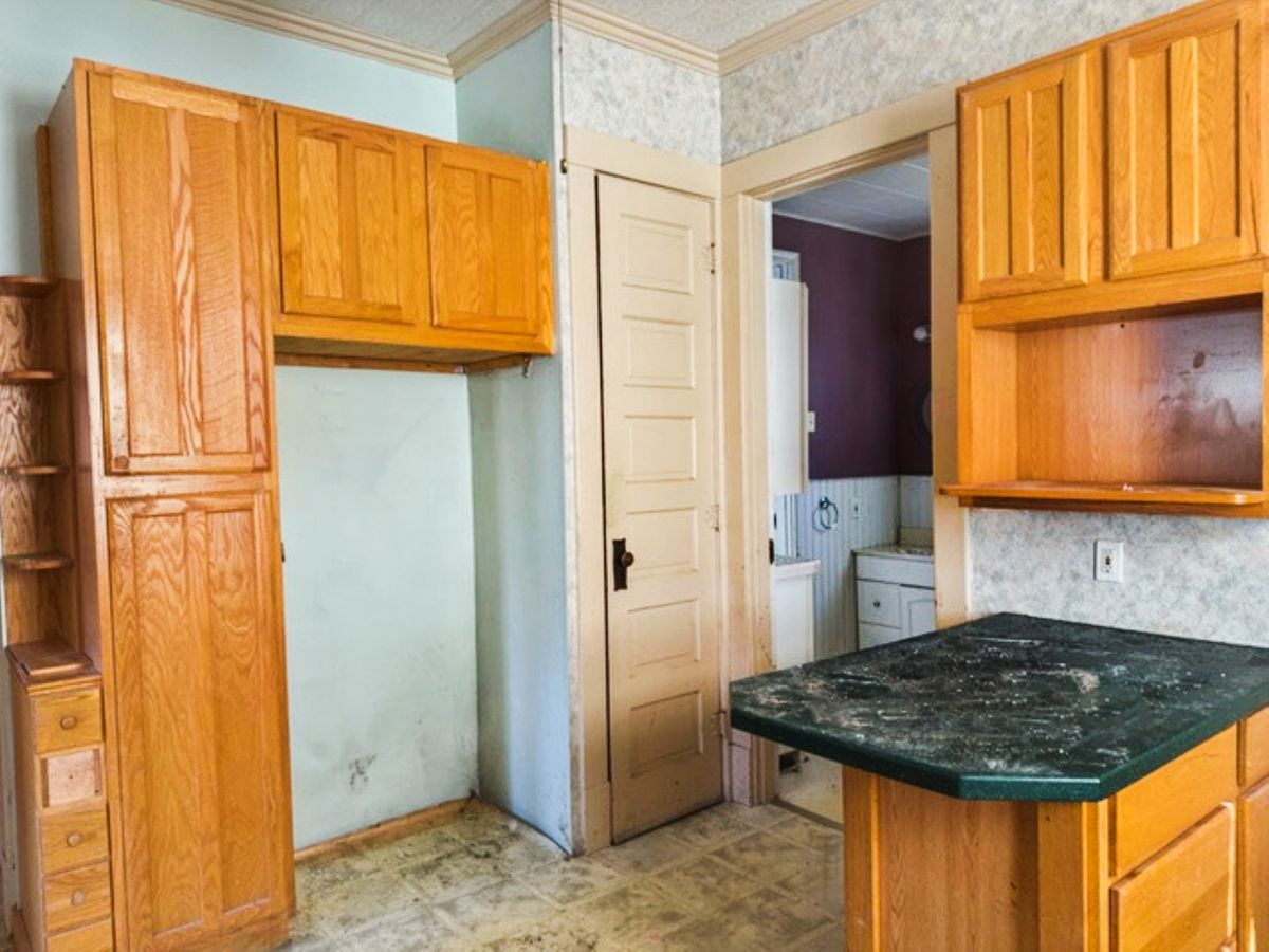 410 S Market Street, Sparta, IL 62286