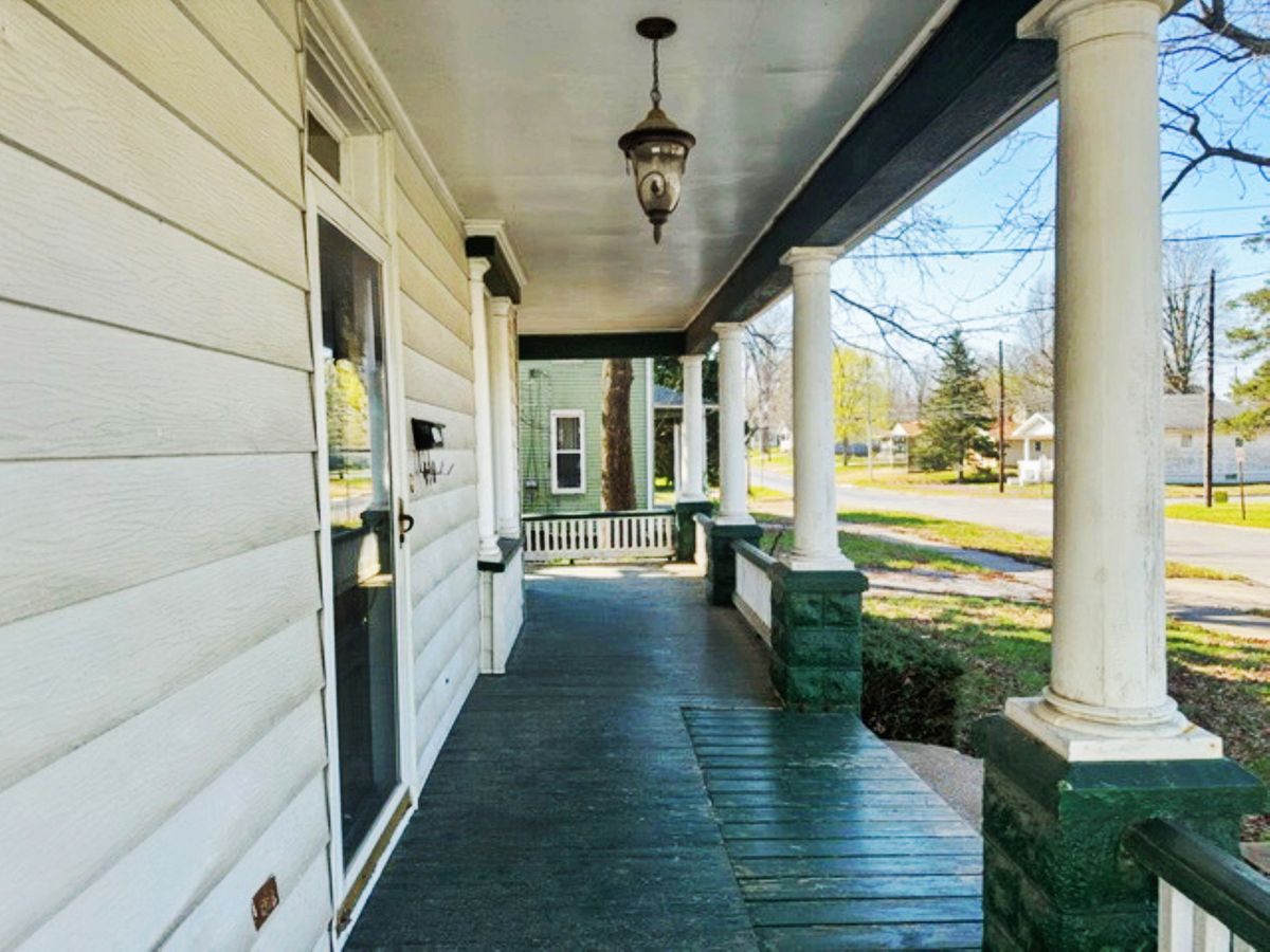 410 S Market Street, Sparta, IL 62286