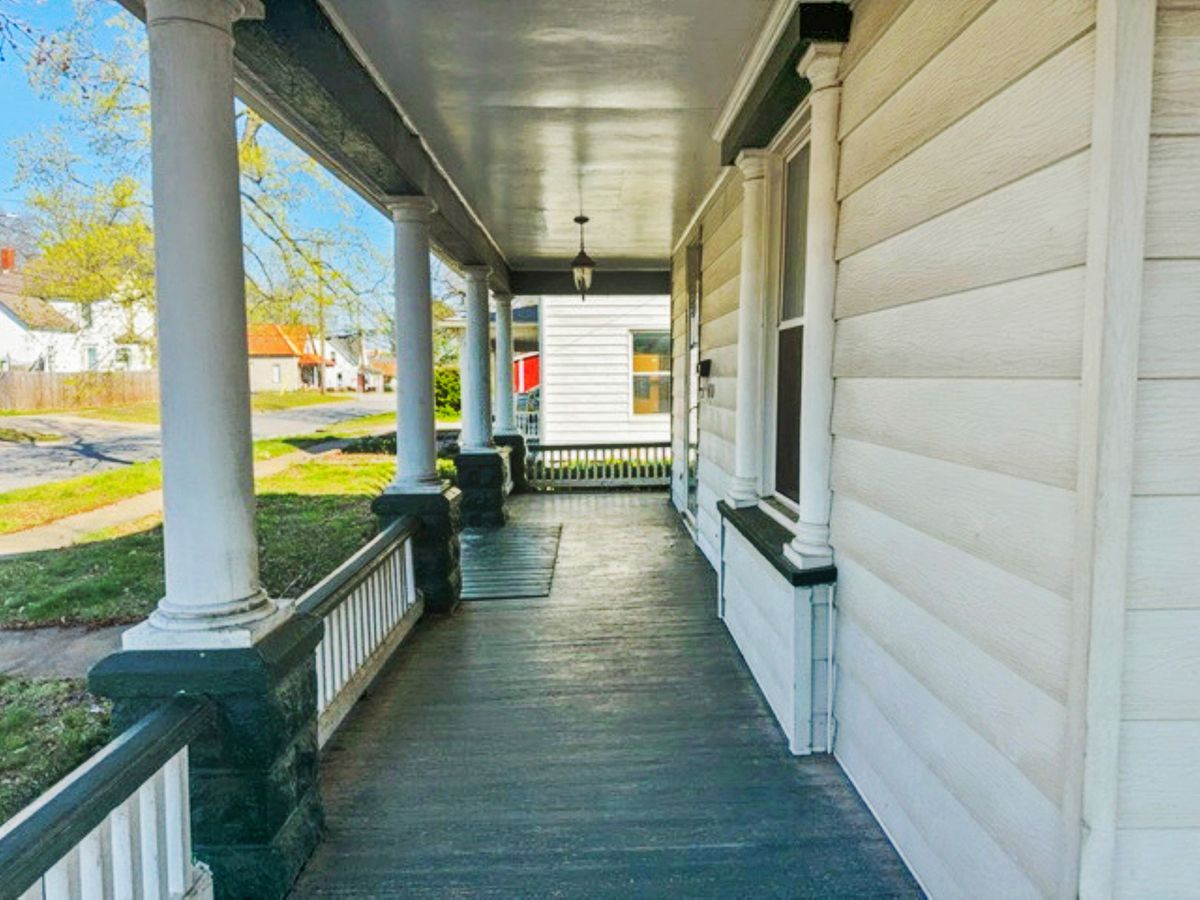 410 S Market Street, Sparta, IL 62286
