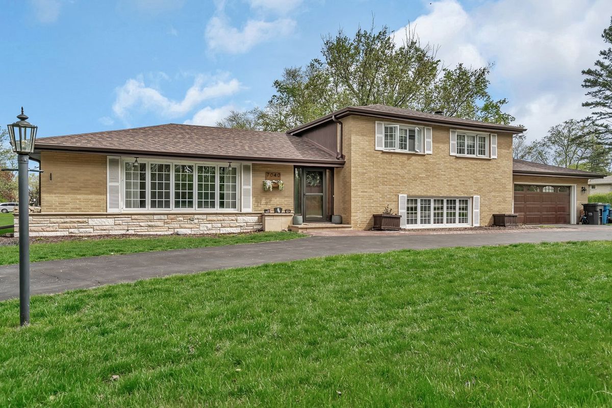 7040 131st Street, Palos Heights, IL 60463