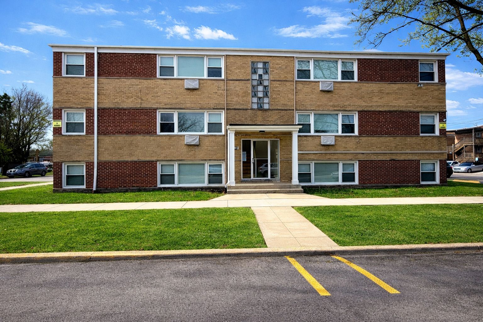 4338 WARREN Avenue — Hillside, IL 60162