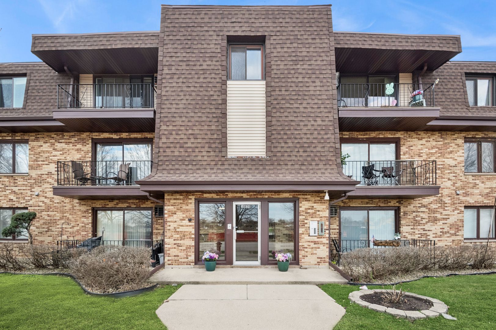 10820 Kilpatrick Avenue #1SW — Oak Lawn, IL 60453