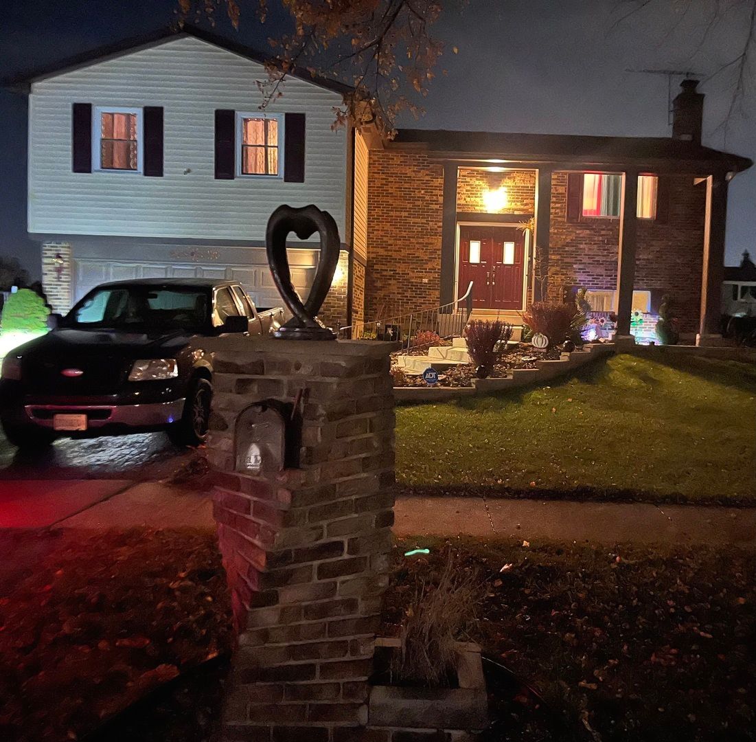 56 Timberlane Road — Matteson, IL 60443