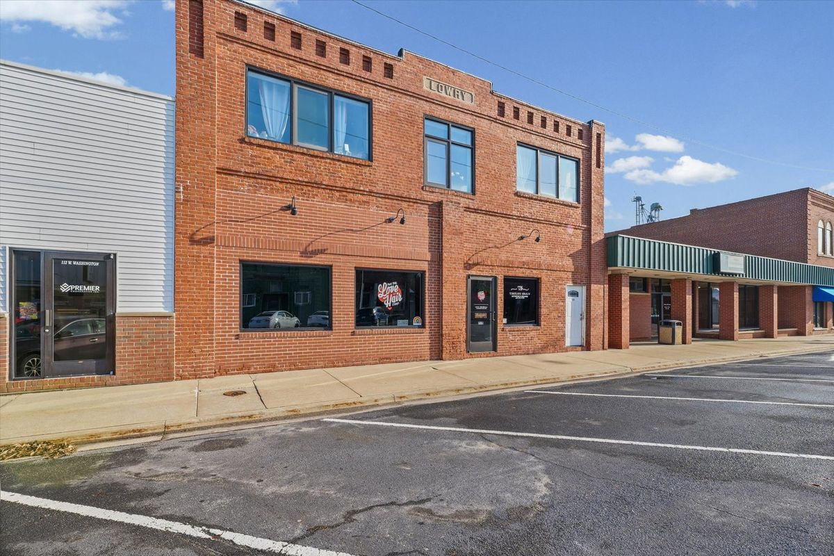106 W Washington Street, Philo, IL 61864
