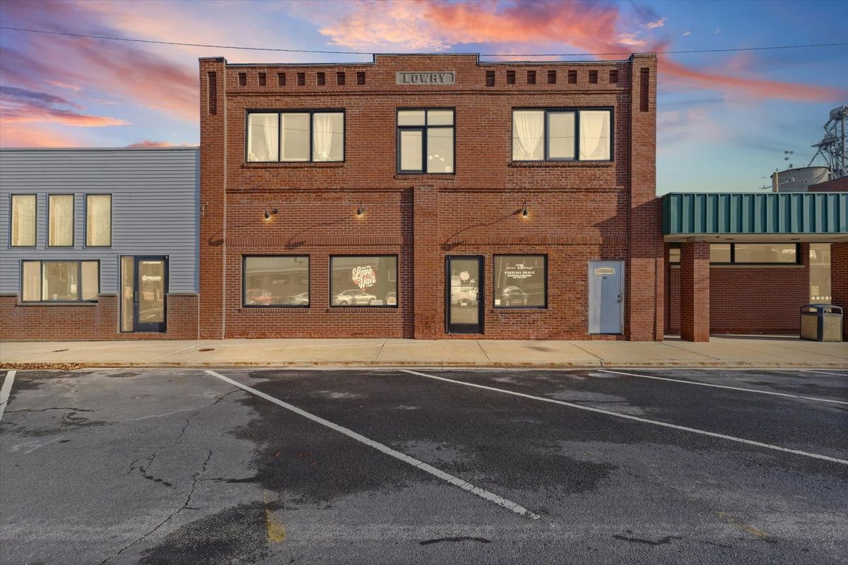106 W Washington Street, Philo, IL 61864